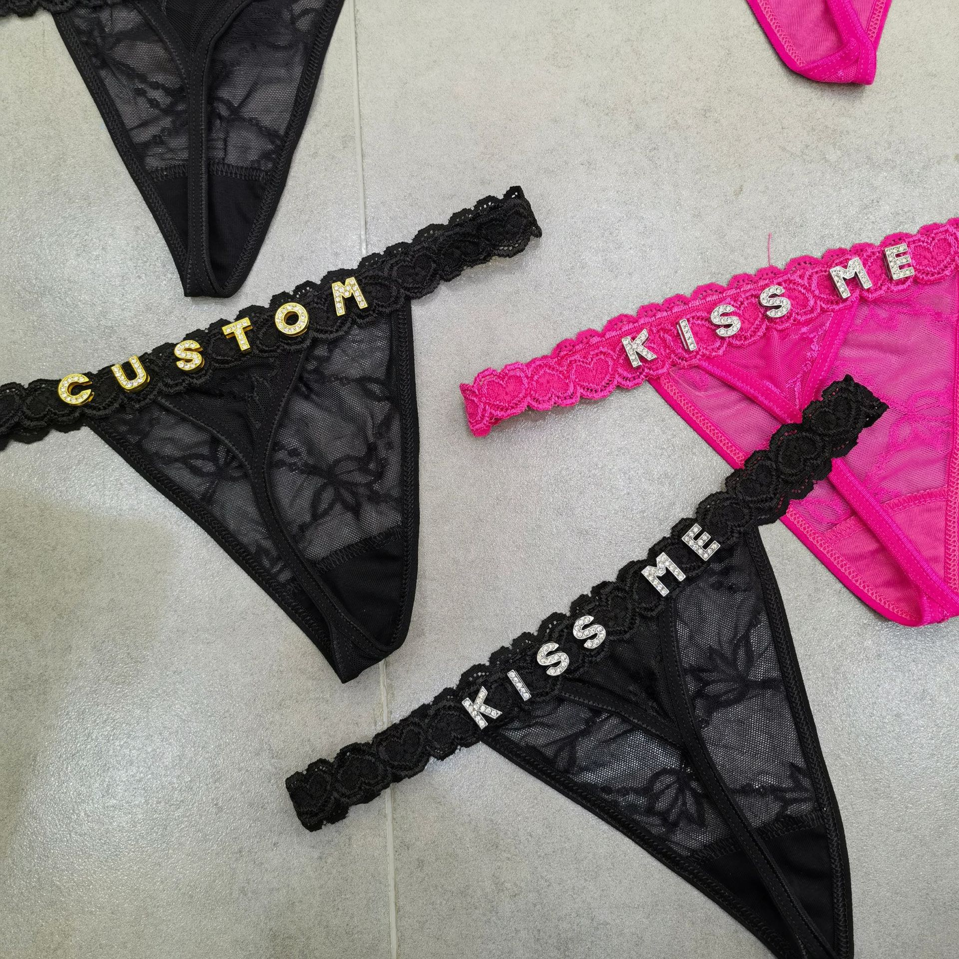 Customize Thongs Crystal Name  - Body Jewelry ulasan dan harga