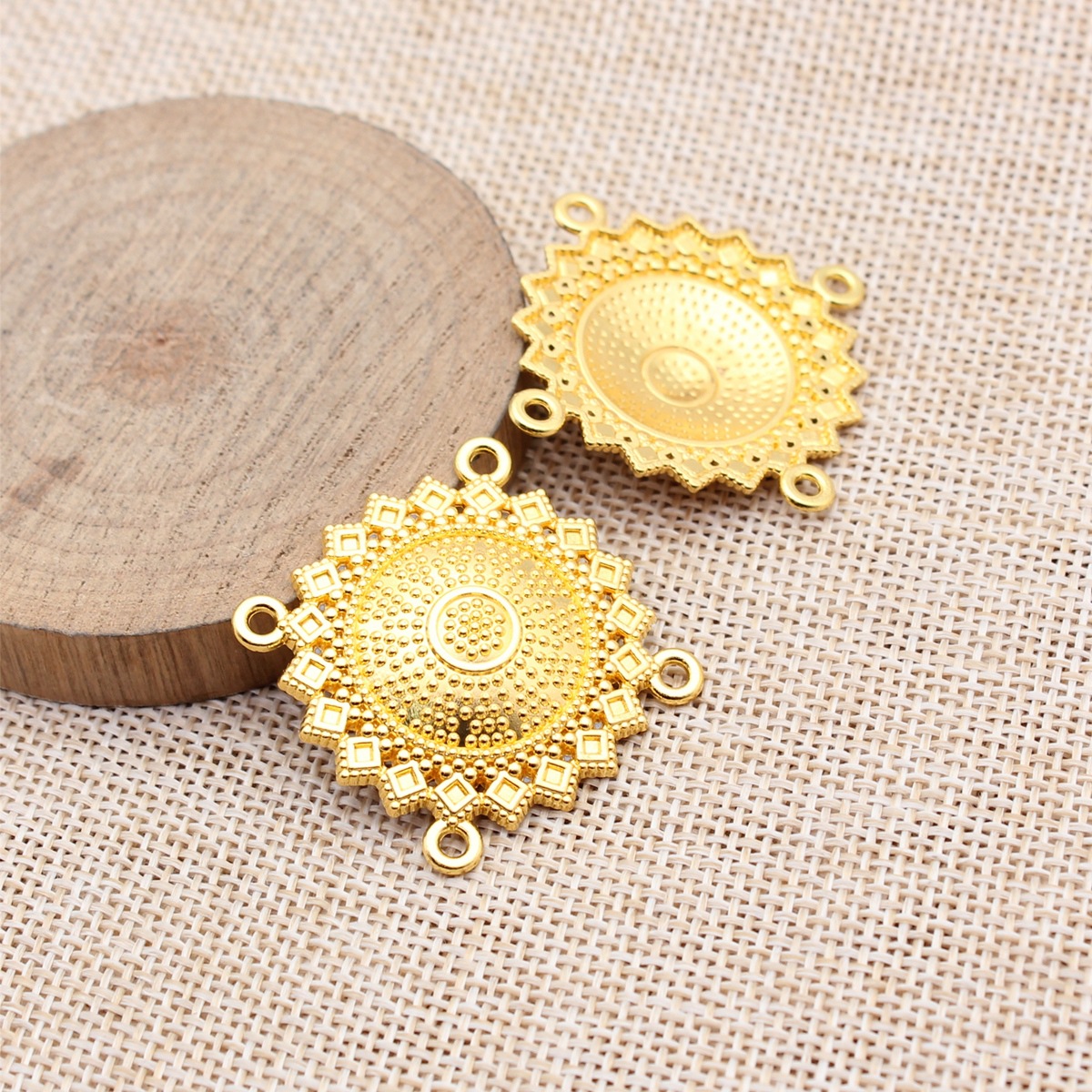 20pcs 32x32mm(1.26x1.26inch) 2 - Body Jewelry Materials ulasan dan harga